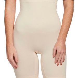 Yummie high waist shaper shorts Sz xl/l